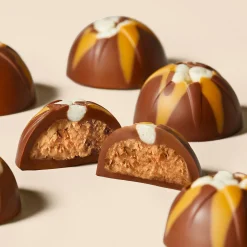 Hotel Chocolat Billionaire Shortbread Chocolate Selector Discount