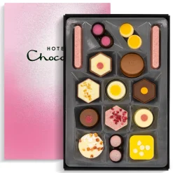 Hotel Chocolat Exuberantly Fruity H-box With Valentines Day Sleeve New
